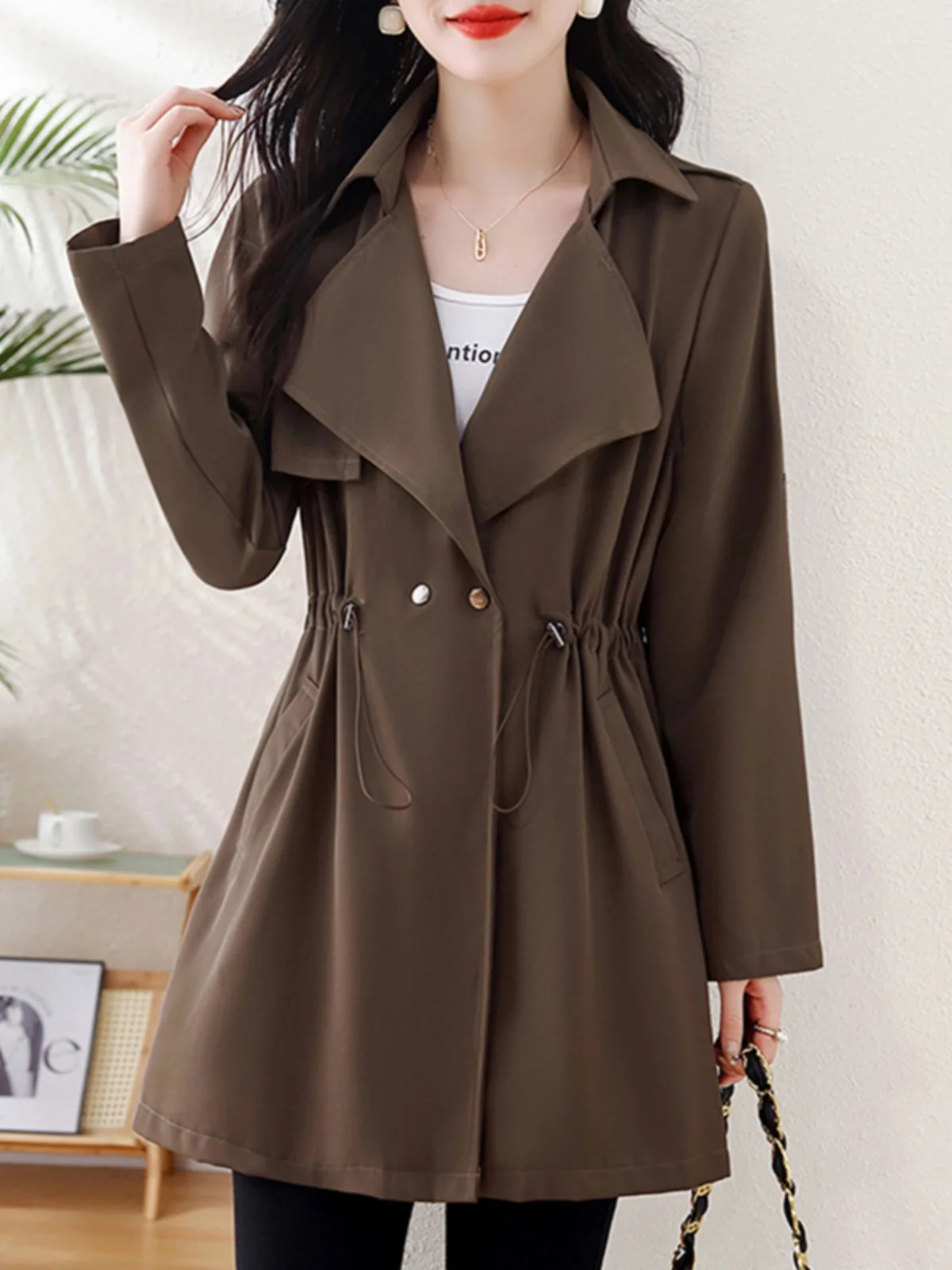 Итальянский плащ средней длины верхняя одежда для женщин ранняя весна и осень 2024