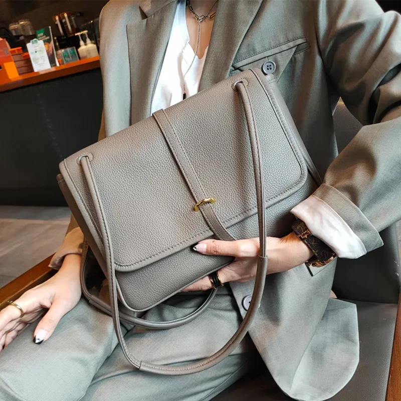 

2022 New Leather Handbag Single Shoulder Bag Large Capacity Bag
