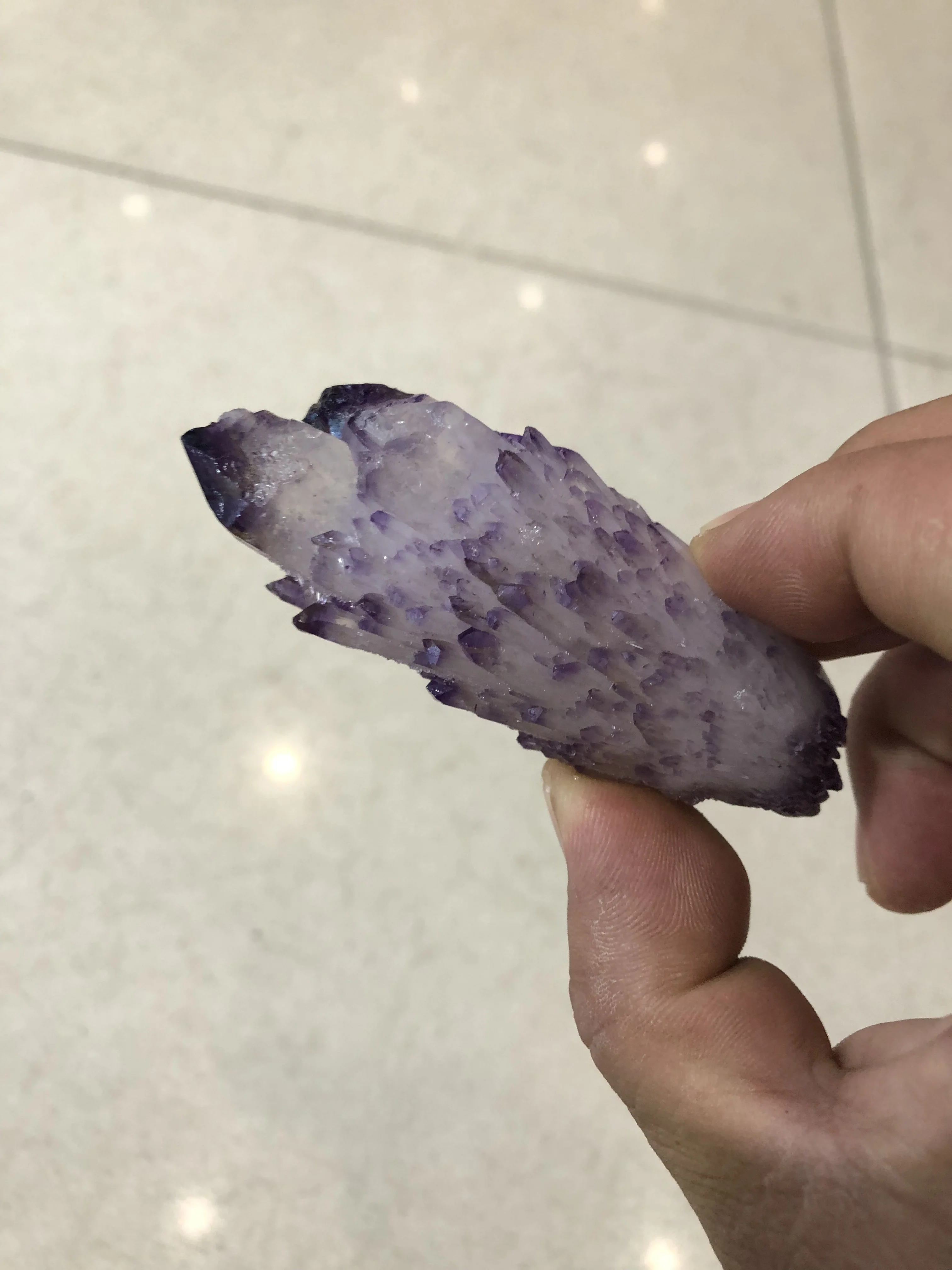 500G Making Jewelry Nature Stone Nature Crystal A Symbiont Of Amethyst And White Crystal Energy Healing Crystal Gem Ornaments