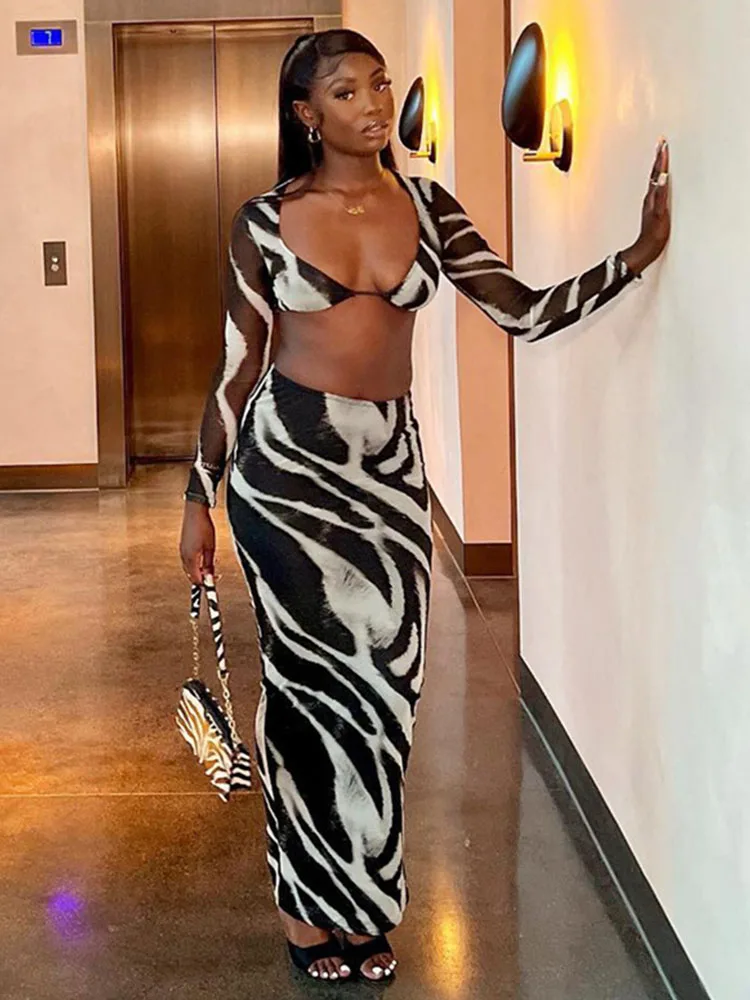 Комплект из двух предметов в полоску женский сексуальный летний пуловер