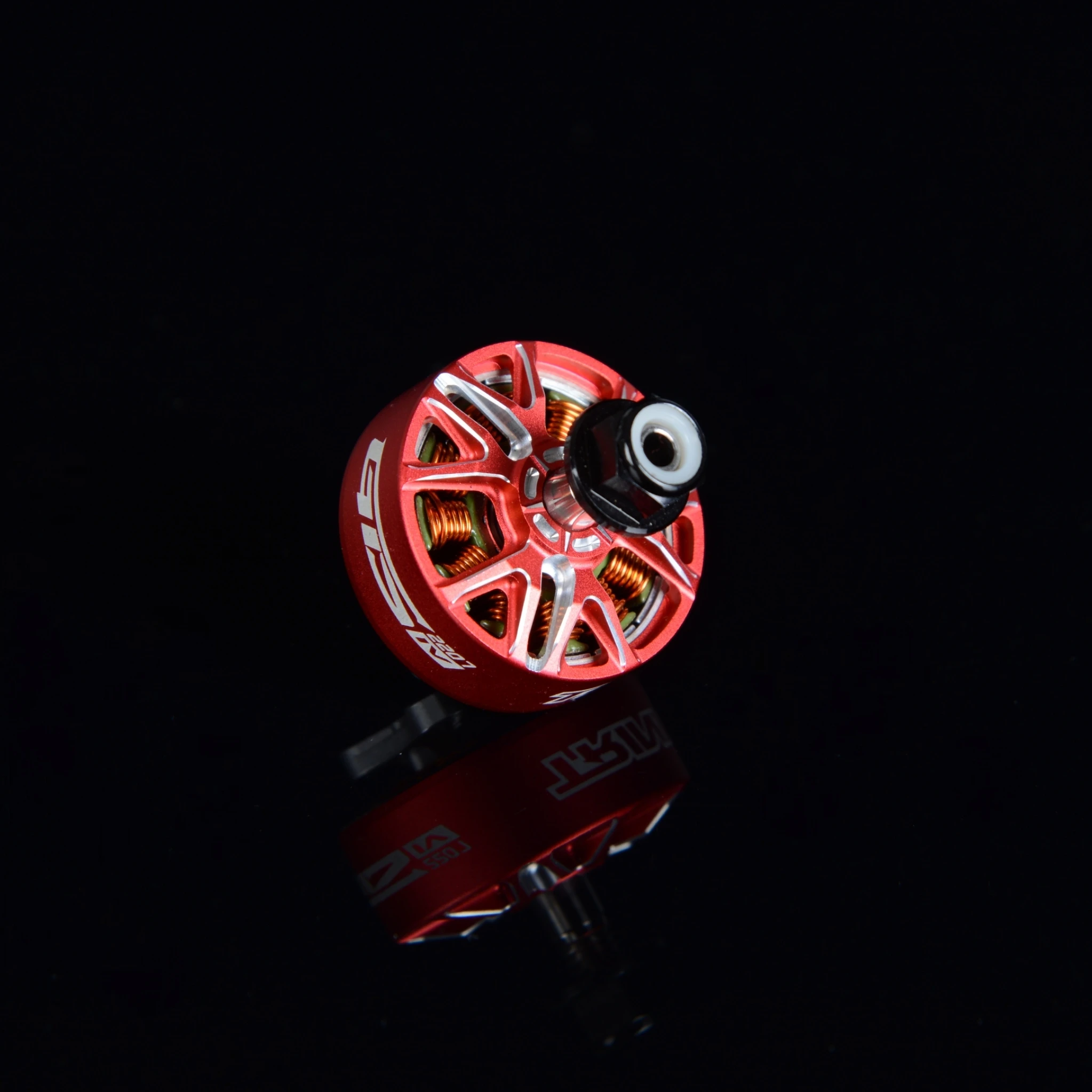RCinpower GTS V4 2207 Red Trinx 2040KV