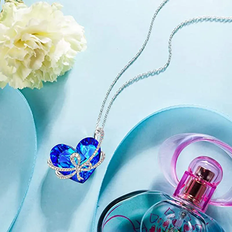 Океанская Сердце Синего металлического ожерелья для женщин с подвеской из стразов, характером зрелости и умением участия в банкете ювелирных изделий для подарка девушкам гостям.