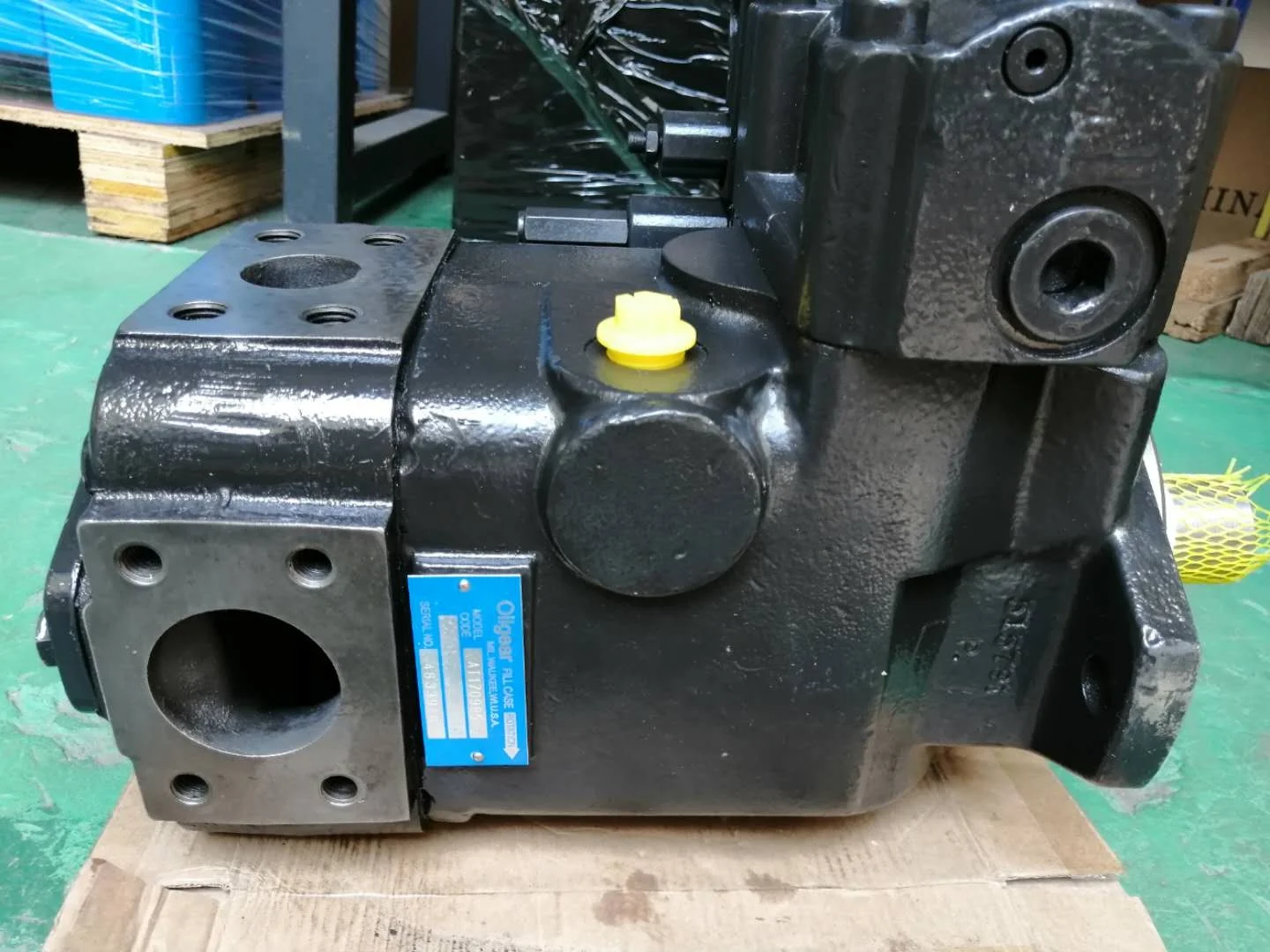 Гидравлический плунжерный насос PVG75 AT 170985 4833940 Для погрузчика ZW230-3