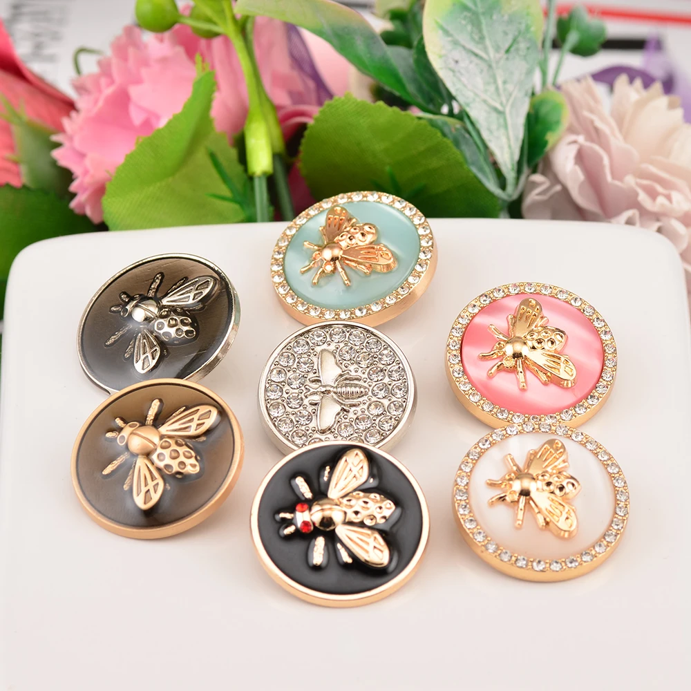 New Arrival 6PCS Rhinestone Decor Gold Bee Pink Blue Metal Buttons For Clothes Coat Cardigan Sweater 18MM-25MM KD907