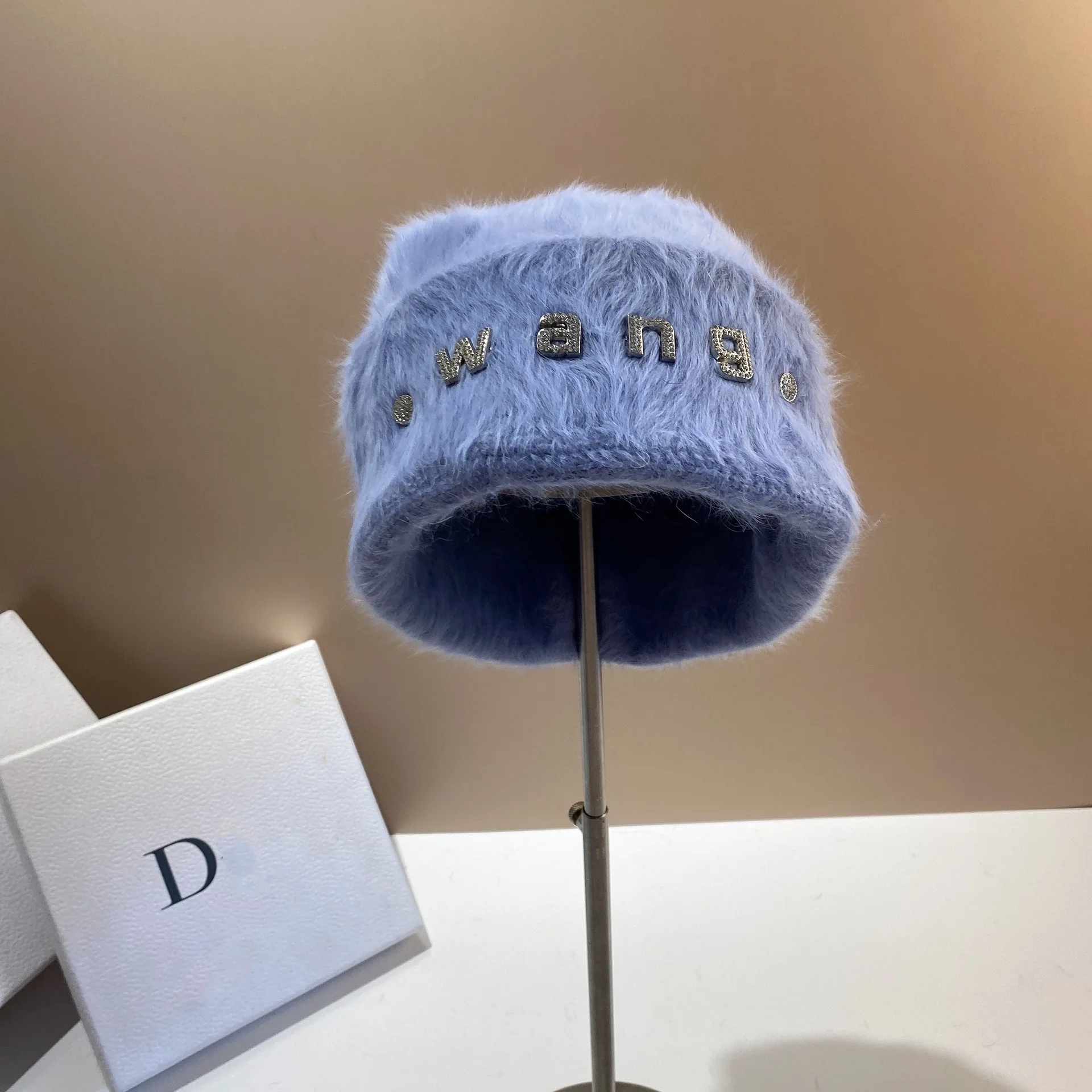 

Real Rabbit Fur Women Winter Beanie Luxury Rhinestones Letter Candy Color Designer Hats Lady Warm Walking Bonnet Skullies Hat