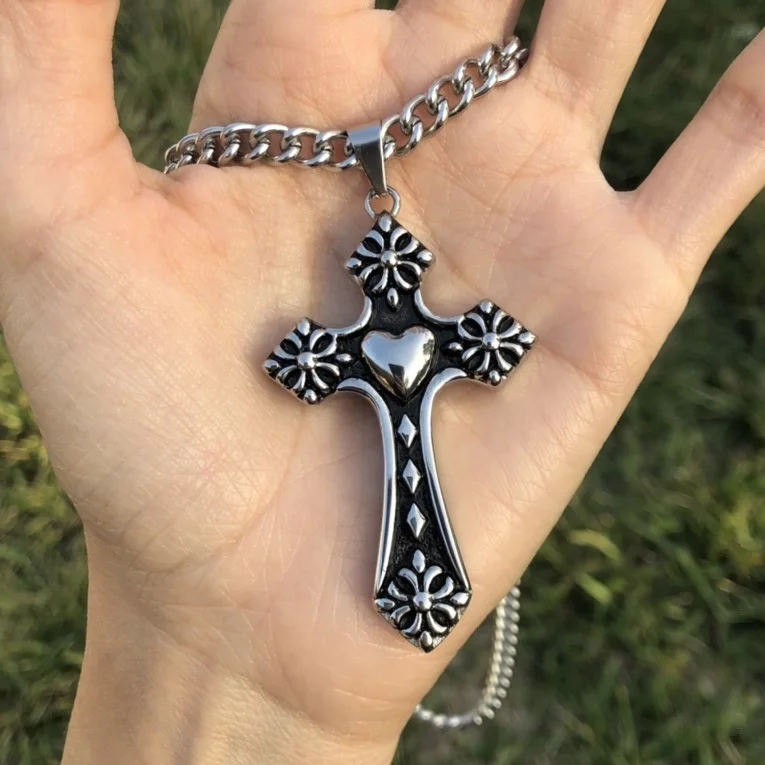 

Harajuku clavicle chain Choker retro short chain neck chain simple street personality dark Cross Ring Necklace