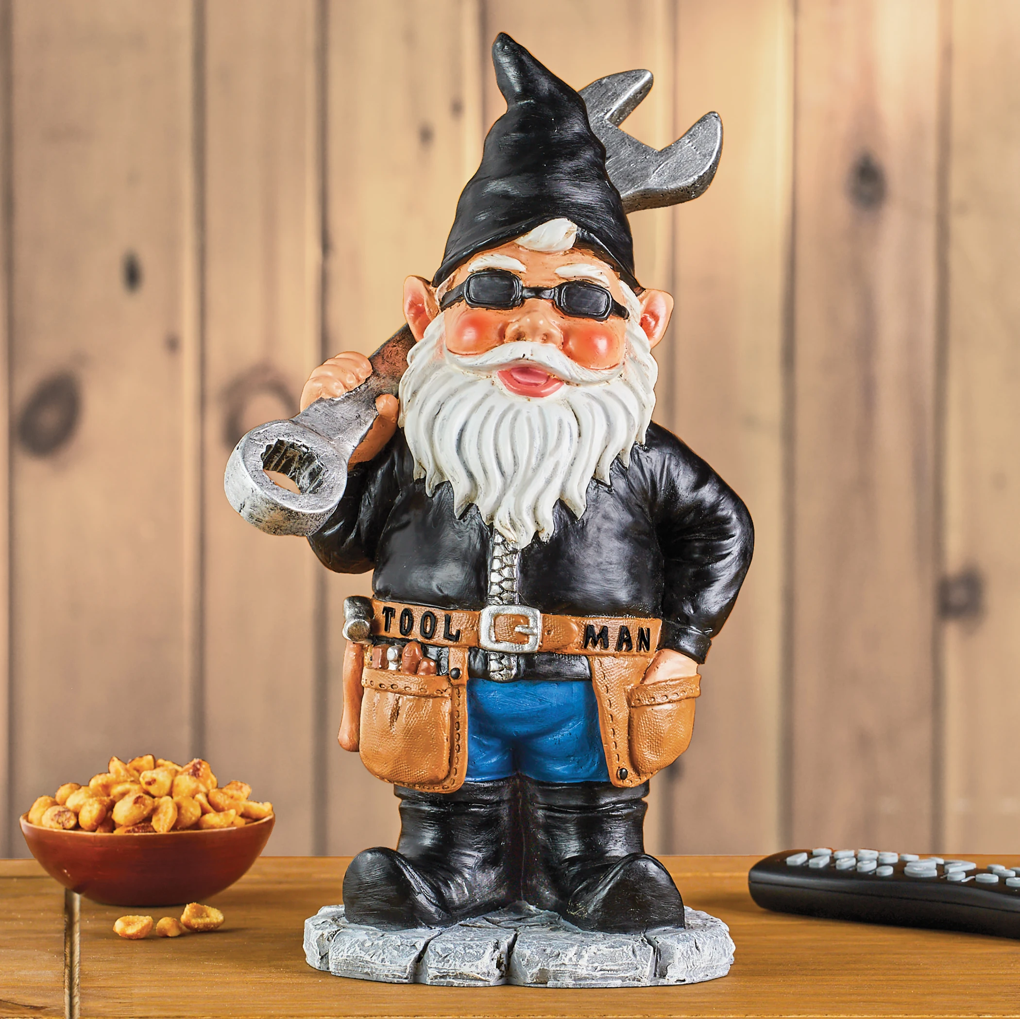 

Hand-Painted Tool Man Garden Gnome Lawn Statue Garden Decoration