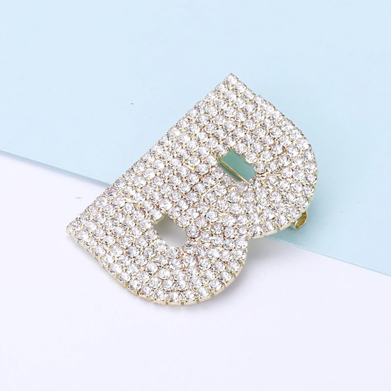 

Gold Letter B Temperament Diamond Brooch