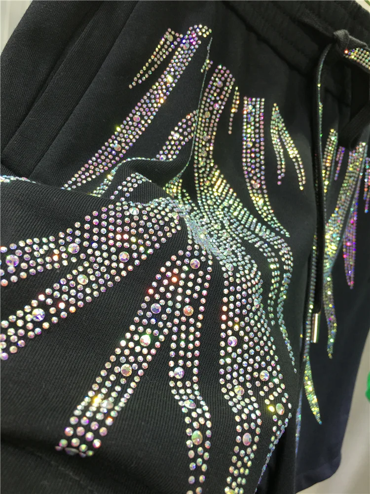 Blingbling  Hot Drilling Women Green Shorts 2023 New Summer Fashion Loose Wide Leg Pants Elastic Waist All-match Sports Shorts