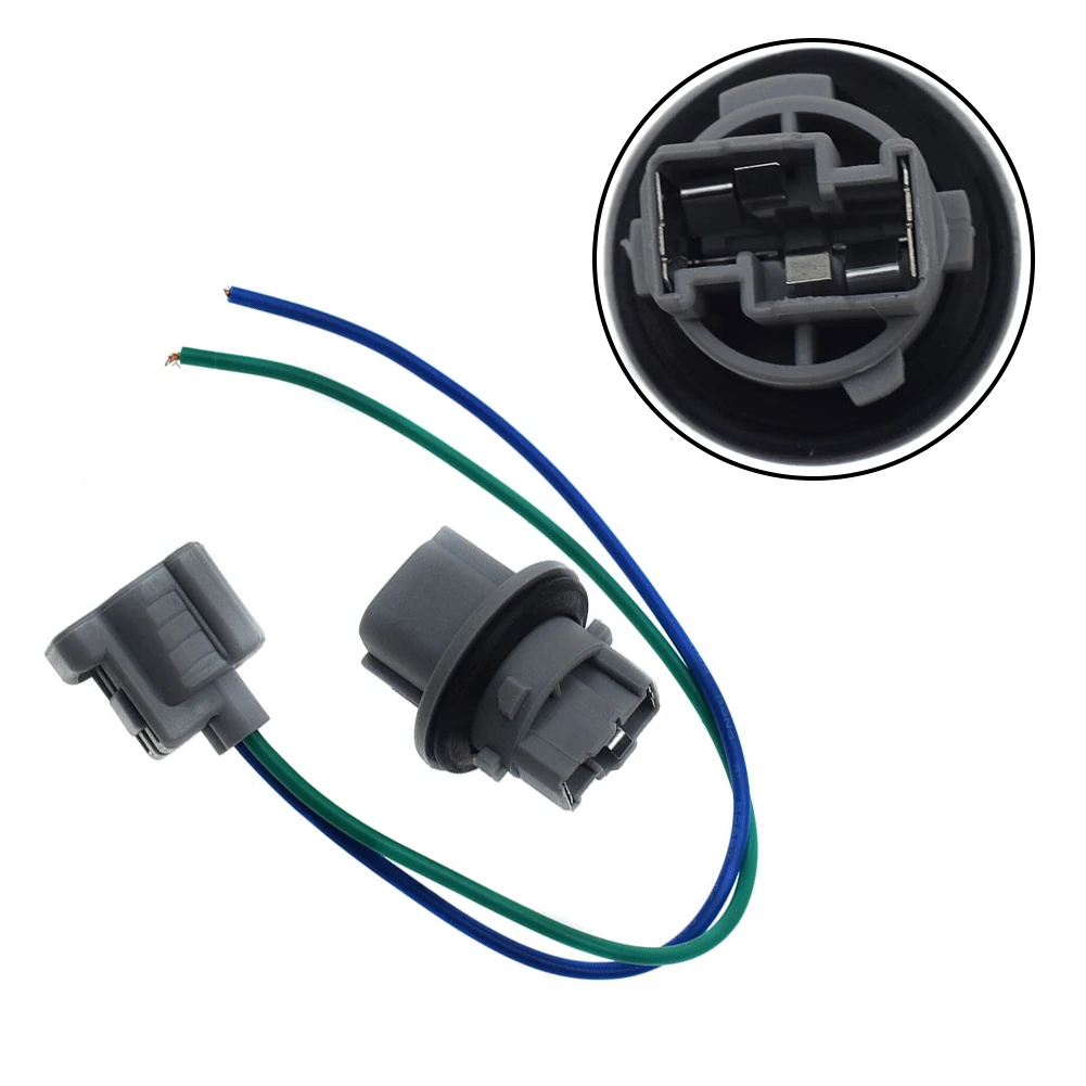 

Lamp Holder Adapter Turn Signal Socket Connector For Toyota 4Runer 03-05 90075-60028 Headlight Light