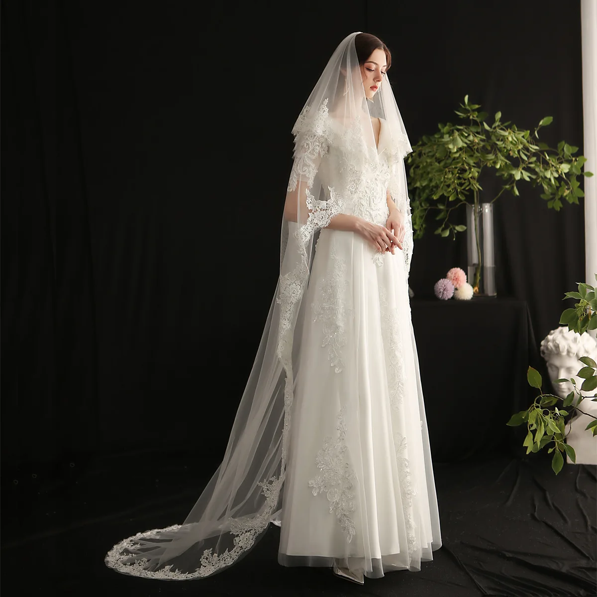 

Veils Brides Women's Veil Wedding Bridal Dresses Bride Accesories Weddings Dress Accessories Accessory the 2023 Cathedral Hair