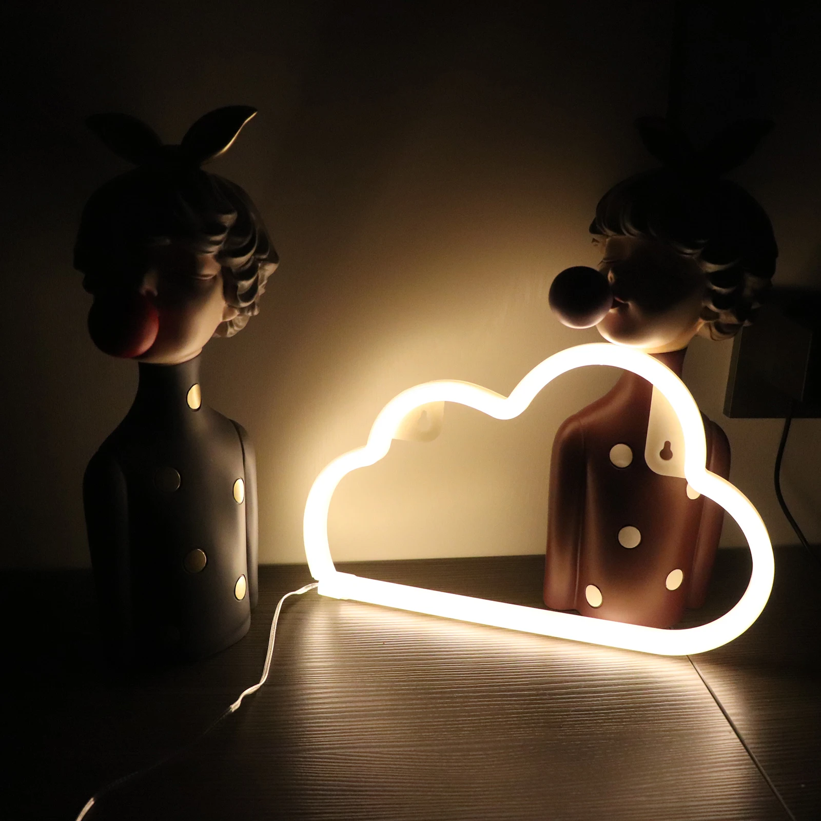 

USB LED Lights Neon Light Universe Planet Clould Shape Modeling Lights for Holiday PartyRooms Wall Art Bar Party Ambient Decor