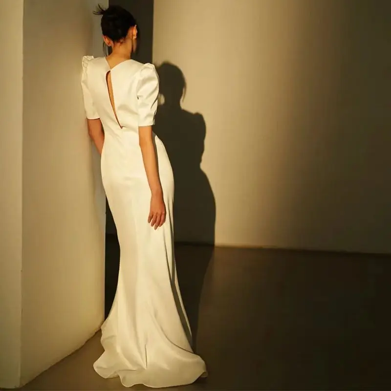 

Fashion New O-neck Mermaid Wedding Dress Small Train Elegant Satin Vestido De Noiva Classic Short Sleeve Vintage Robe De Mariee