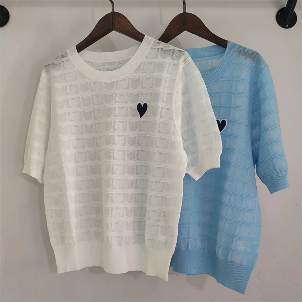 

2022 летние милые женские высококачественные черные вязаные футболки в форме сердца C582