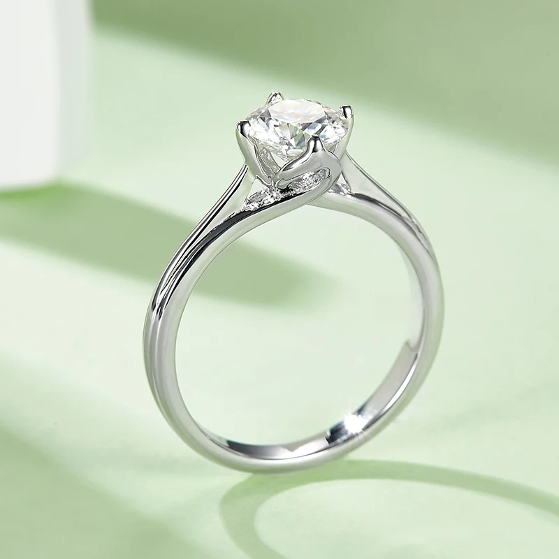 Женское Обручальное кольцо из серебра 1 0 пробы с муассанитом