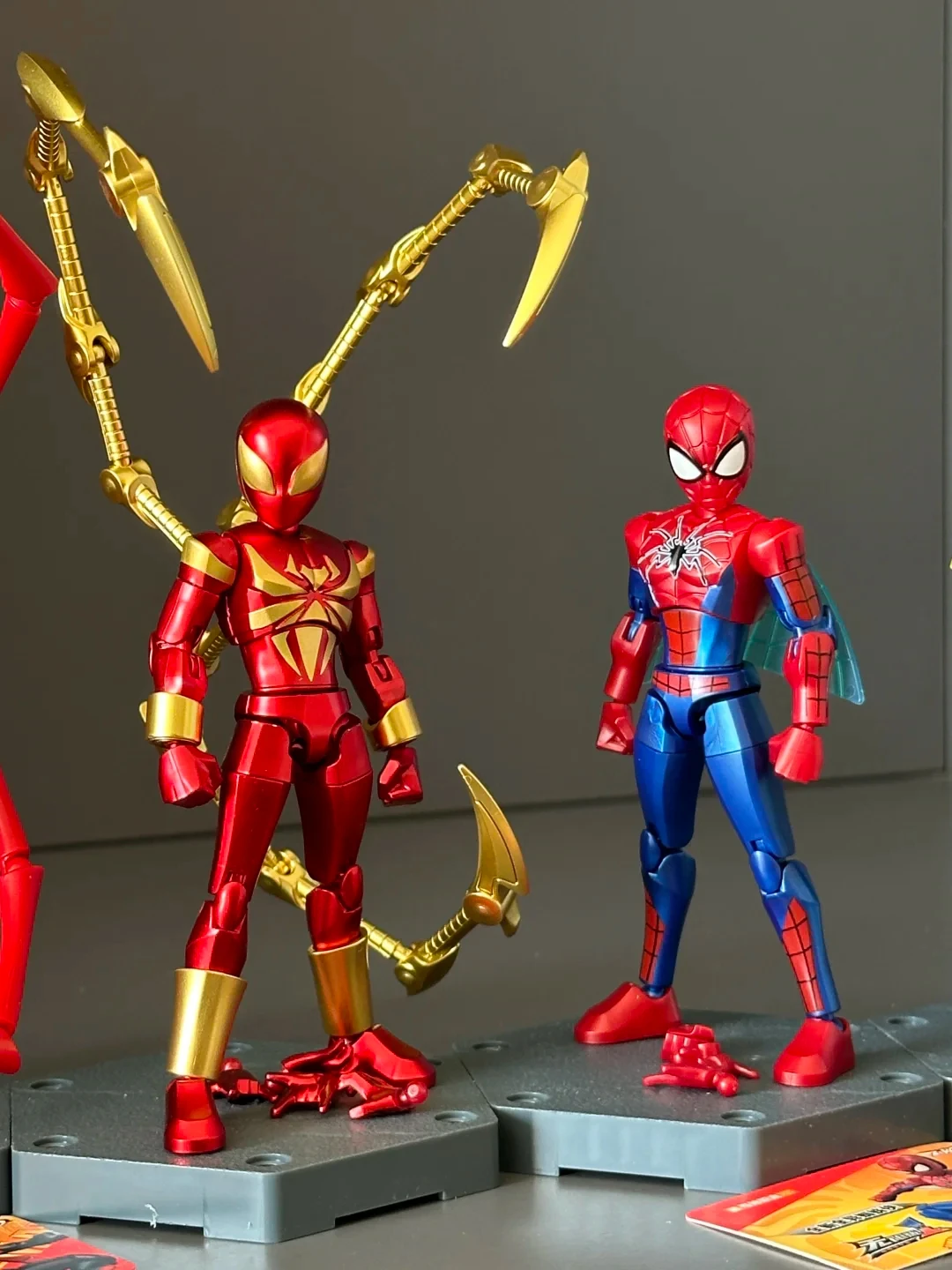Фото В наличии Keeppley Spider-Man Venom Фигурка Infinity Edition 1st Wave Подвижная собранная игрушка Рождественские подарки Игрушки №5