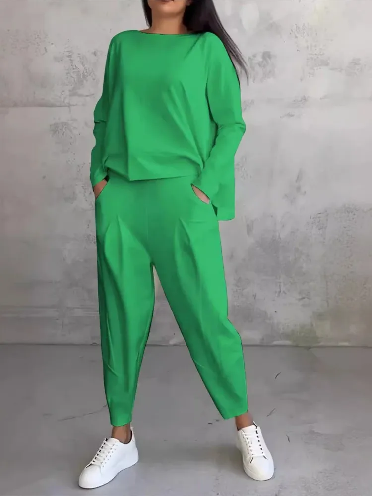 Женский спортивный костюм из двух предметов однотонный Асимметричный Свободный