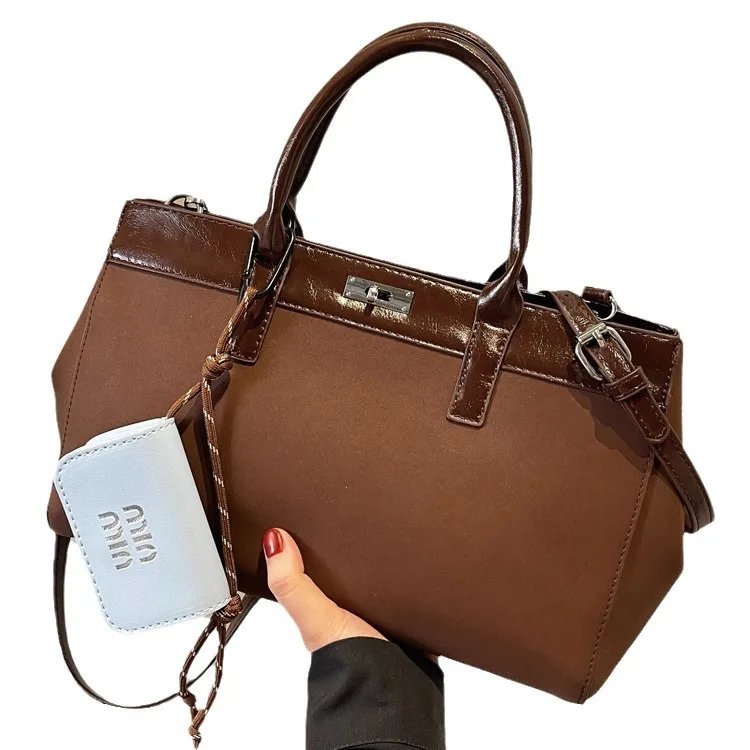 Портативная женская сумка Kelly осень и зима 2024 новая модная в стиле ретро через