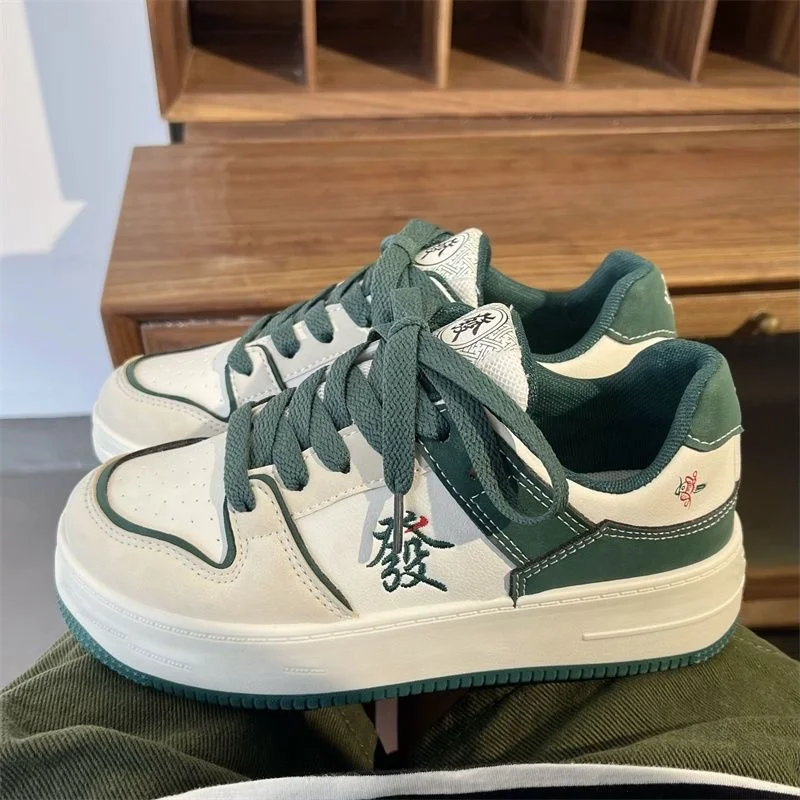 2022 Fall New Women's Sneakers Luxury Breathable Designer Sneakers Casual Green Lace-Up Solid Color Thick Sole Zapatilla Mujer