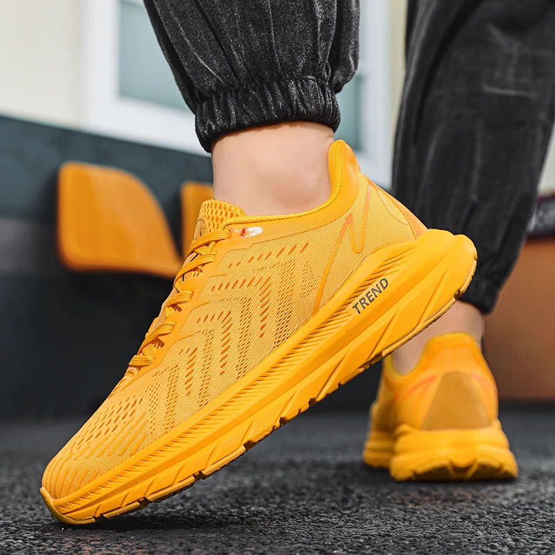 New Arrival Men Sneakers Men Shoes Lightweight Sole Marathon Running Shoes Sport Mens Athletic Shoes Non-slip Women Shoes Couple