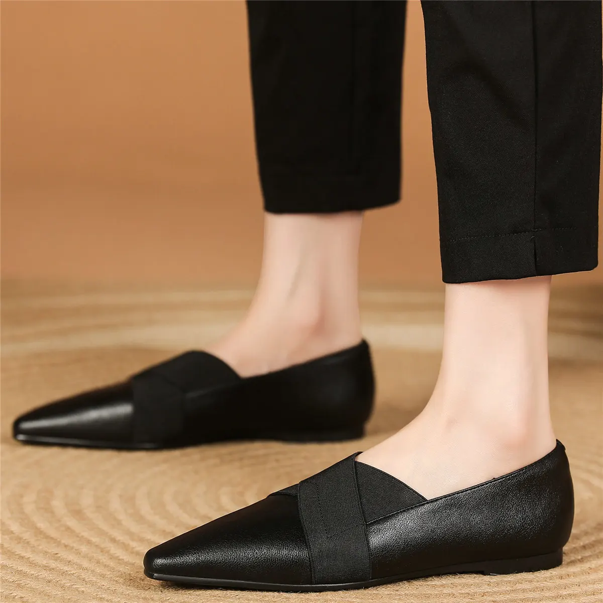 2023 Platform Oxfords Shoes Women Belt Buckle Genuine Leather Low Heels Pumps Female Pointed Toe Fashion Sneakers Casual Shoes
