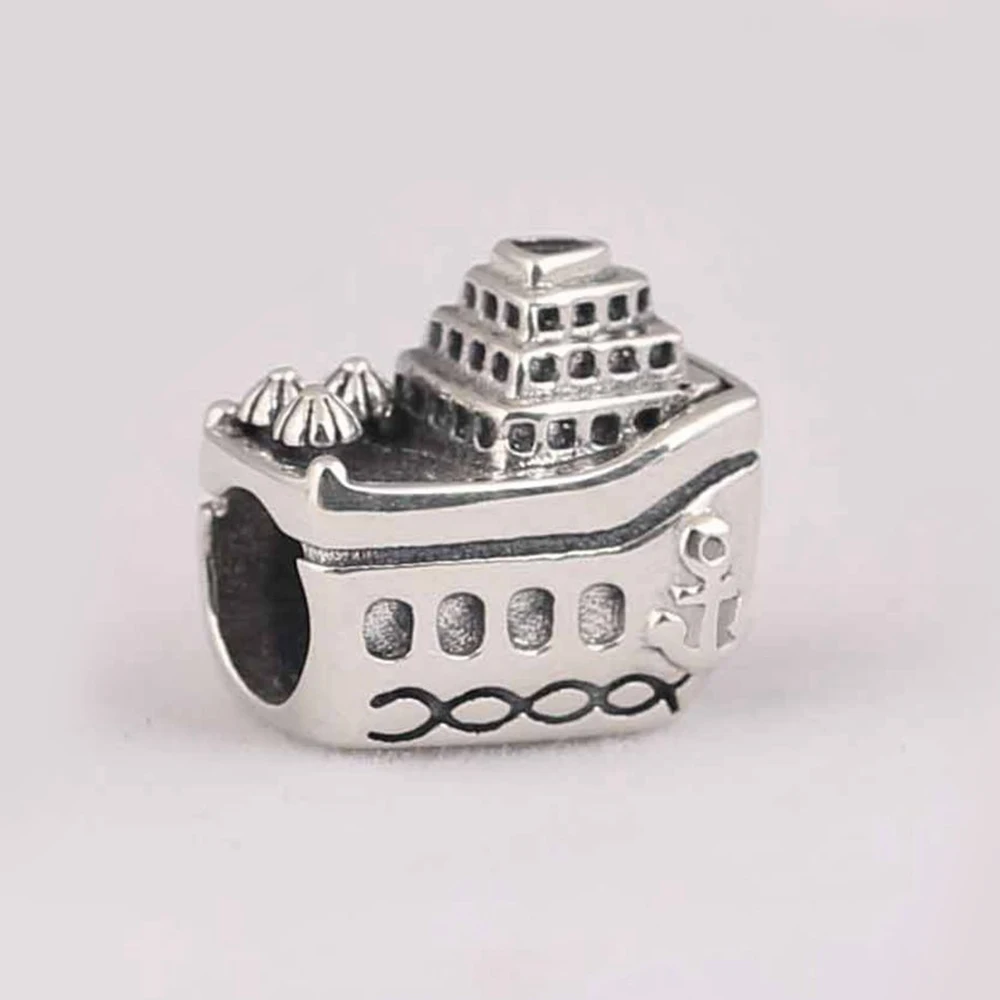 Женский браслет в бразильском стиле