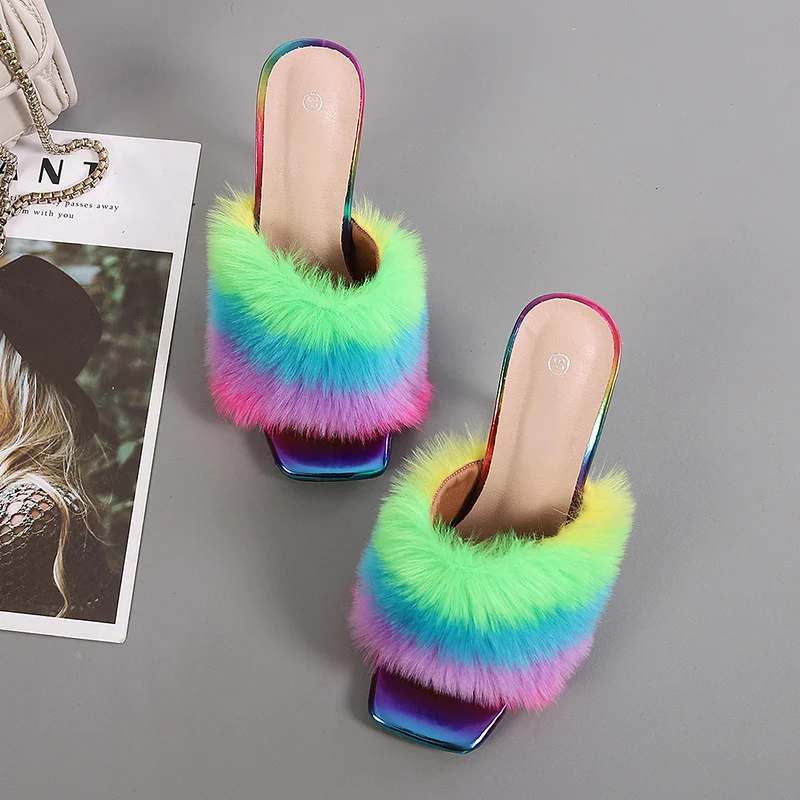 

Модные Цветные тапочки на высоком каблуке с перьями женские сандалии