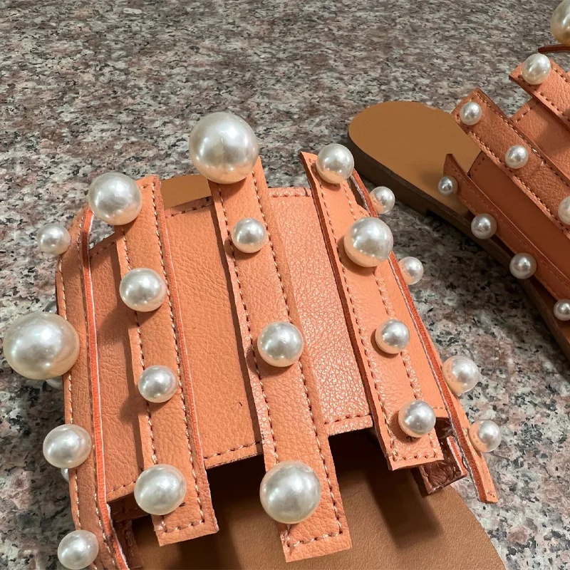 Women's Summer Slippers 2022 New Fashtion Pearl Flat Non-slip Casual Sandals High Quality Outer Wear Toe Beach Shoes 36-43