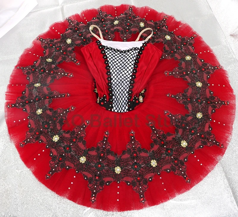 Женская атласная балетная пачка бордовая черная для соревнований