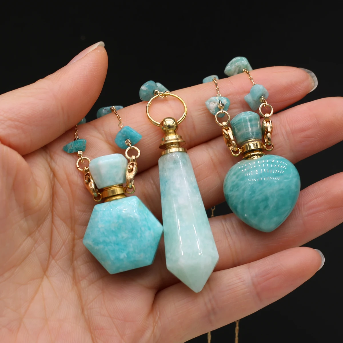 

Natural Amazonites Perfume Bottle Necklace Charms Women Essential Oil Diffuser Pendant Necklace for Jewerly Party Gift