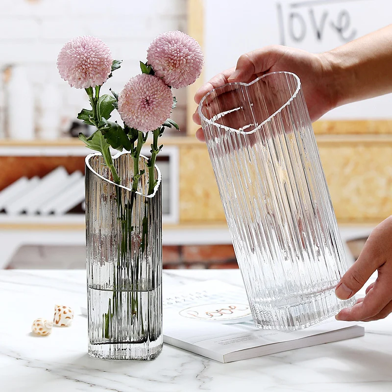 

Creative Heart-shaped Striped Glass Vase Home Decoration Vase Ornaments Hydroponic Flower Arrangement Home Decor Accessories