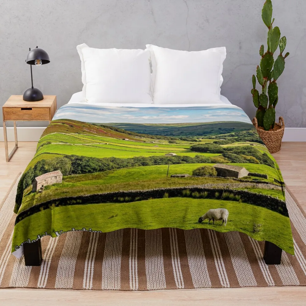 

Yorkshire Dales Throw Blanket For Sofa Anti-Pilling Flannel Bed Fashionable Blanket