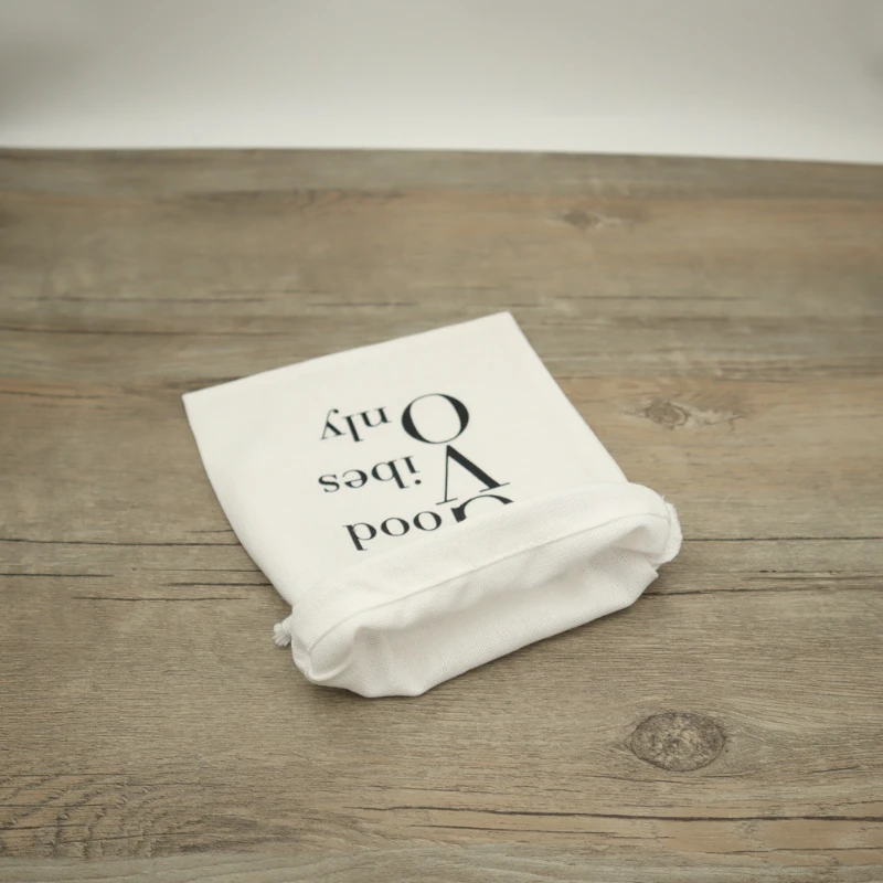 Linen Pouch Cotton Drawstring Bag Jewelry Packaging Makeup Wedding Party Storage Gift Bags Wrapping Supplies Print Logo 50pcs