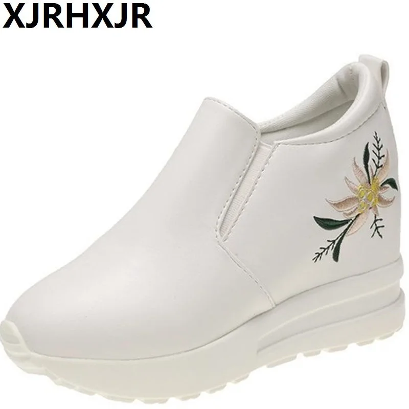 

Женские лоферы на танкетке, Белые Повседневные туфли без застежек с вышивкой, осень 2021