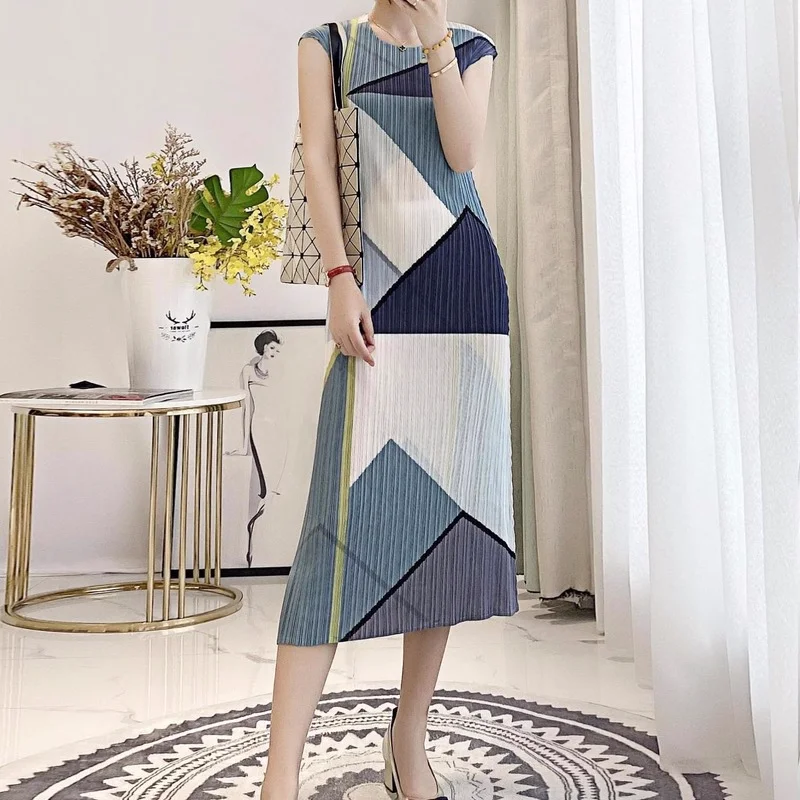 

Женское плиссированное платье, женское платье высокого класса на весну и лето 2021, новое высококлассное стройнящее платье qi с О-образным выр...