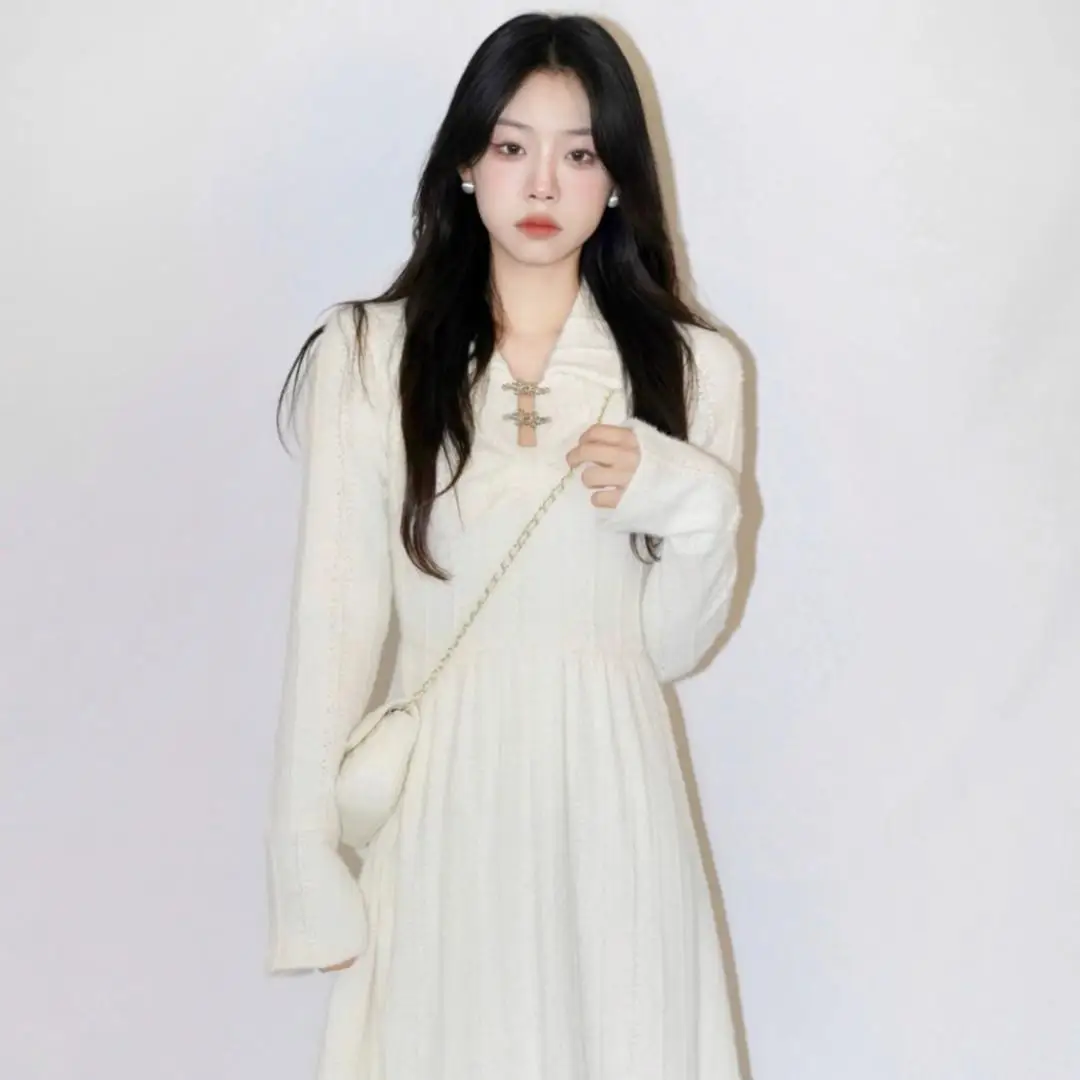 Вязаные платья в китайском стиле на пуговицах с вырезами, облегающие длинные платья с отложным воротником, платья-трапеции с расклешенным рукавом и свитером