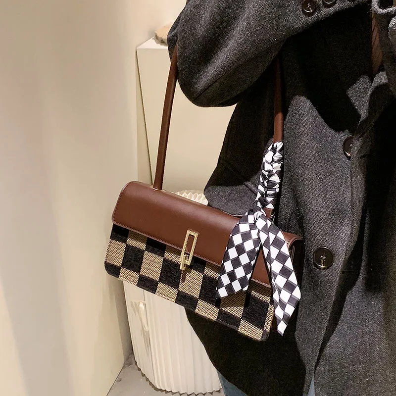 

Модная атмосферная сумочка-Багет, новинка 2022, осенне-зимний женский шелковый шарф на одно плечо, Портативный ретро-шарф