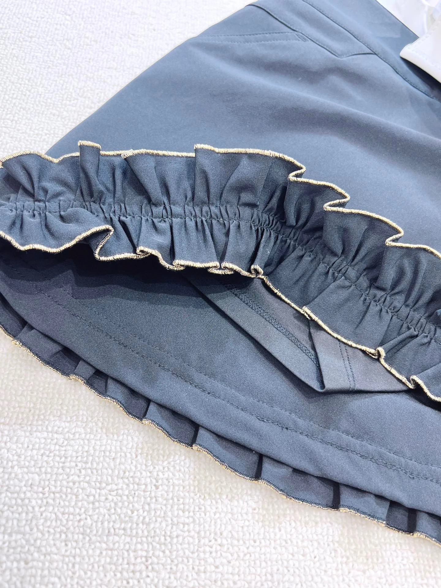 Summer new golf lady skirt golf bag buttock design gold thread lace design outdoor fashion sports leisure women