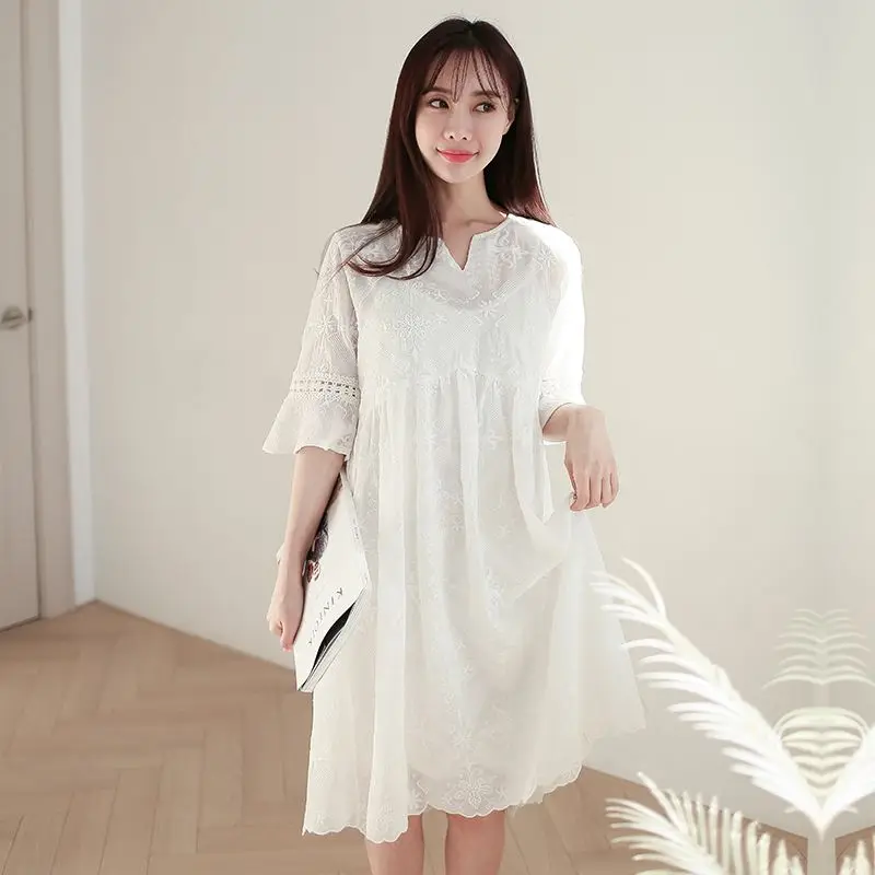 

Maternity Pregnant Baby Loading 2022 Funny T Shirt red Girl Pregnancy Announcement Shirt New Mom Big Size Clothes