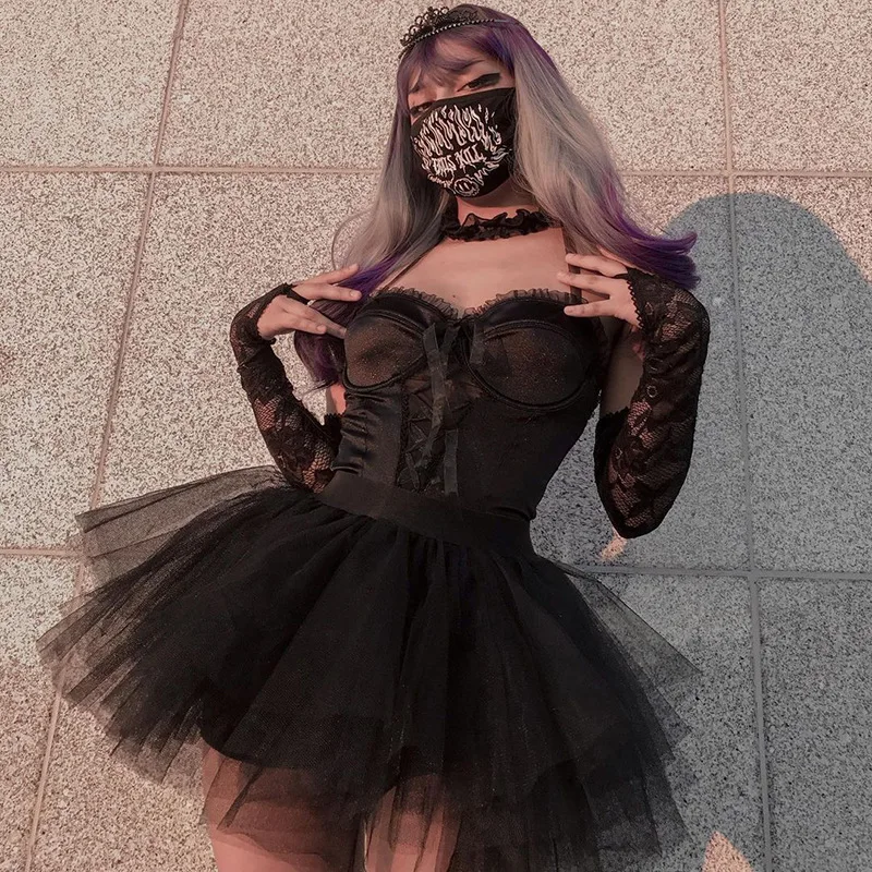 

Новинка, крутые женские майки в готическом стиле, сексуальный черный жилет с воротником Хомутом, летние модные сетчатые укороченные топы на...