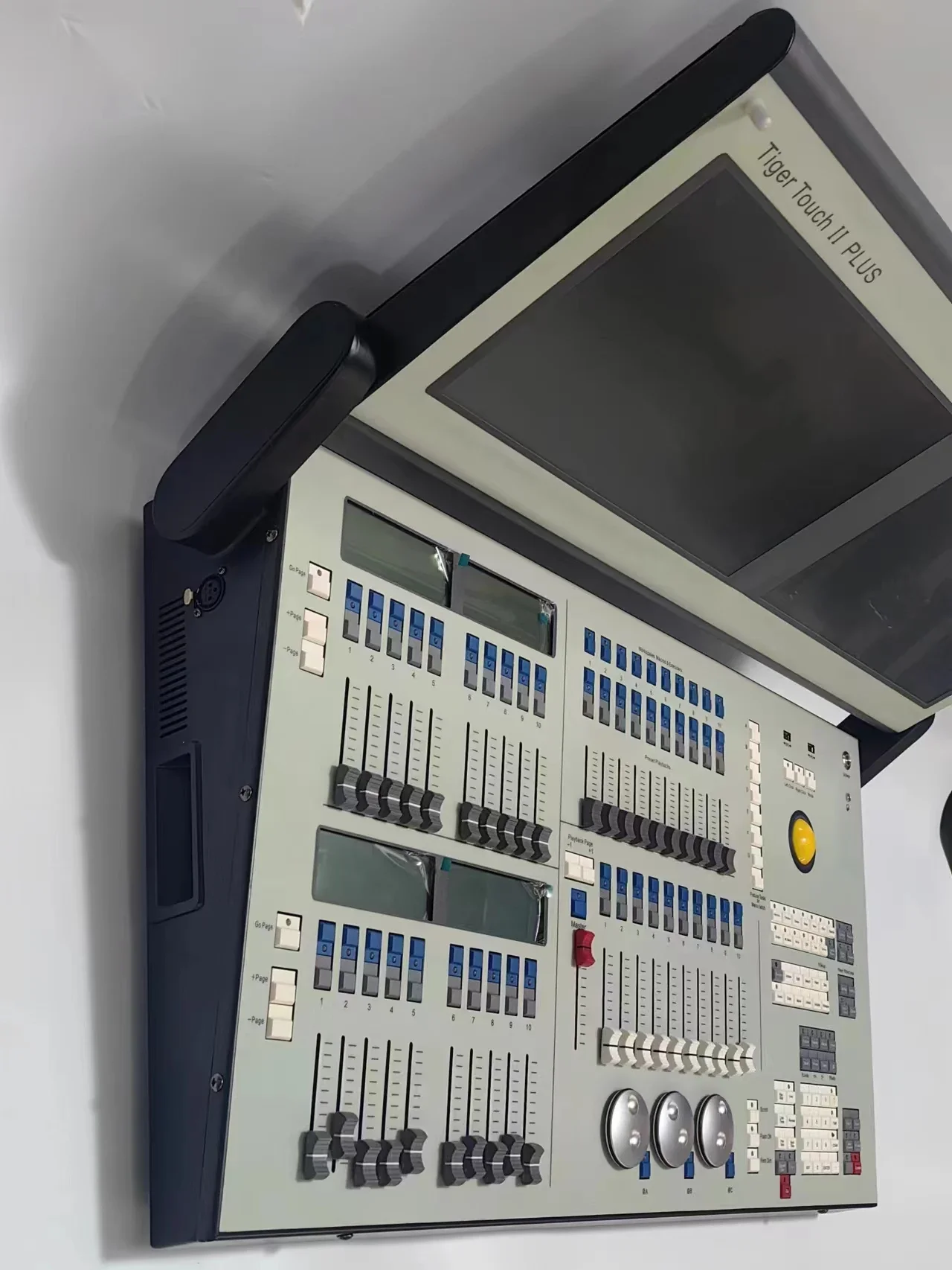 Консоль TIGER TOUCH II 2 Pro сплиттер dmx Titan tiger touch