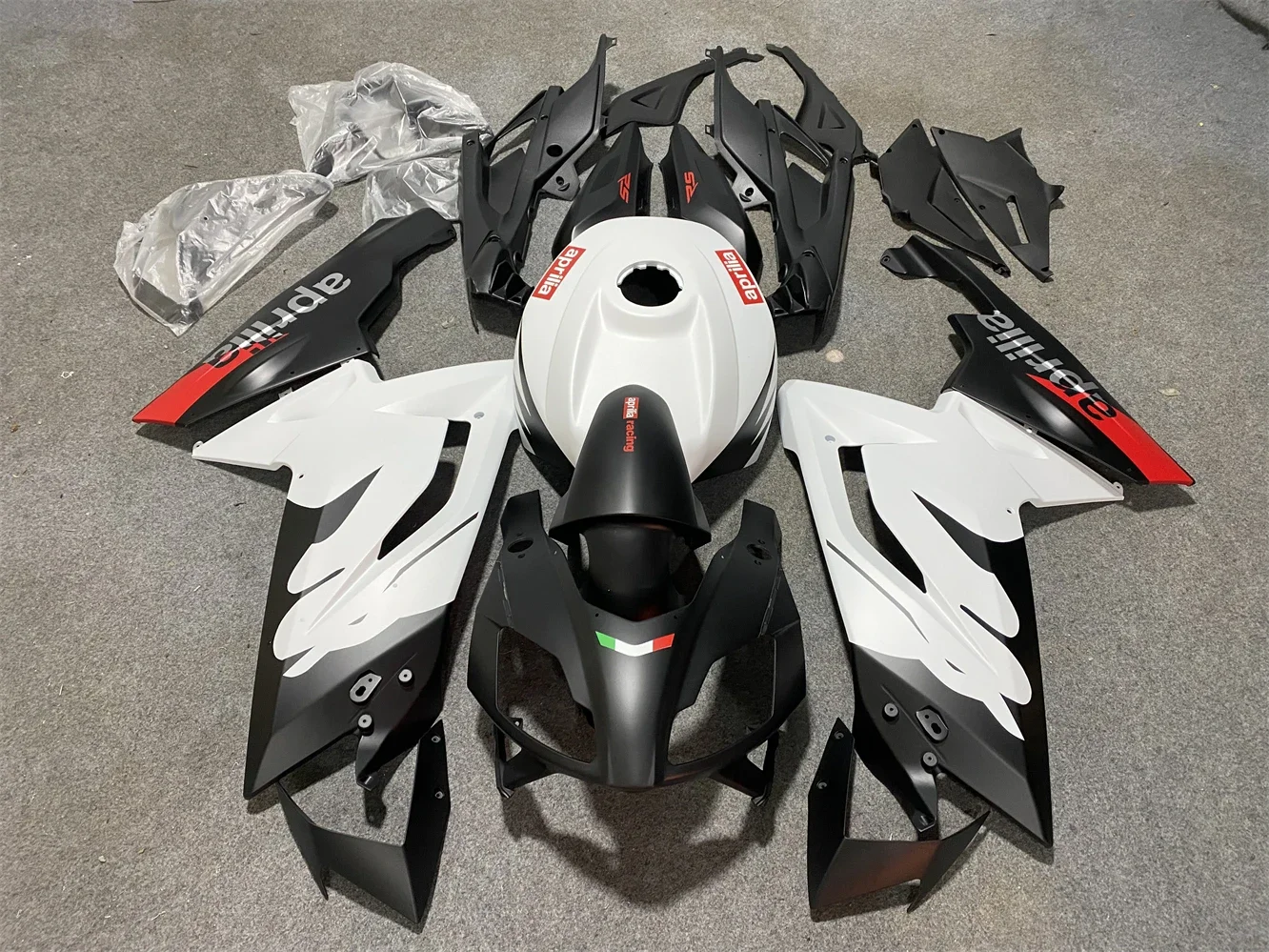 Обтекатель для мотоцикла Apulia RS125 2006 2007 2008 2009 2010 2011 06-11 белый черный красный