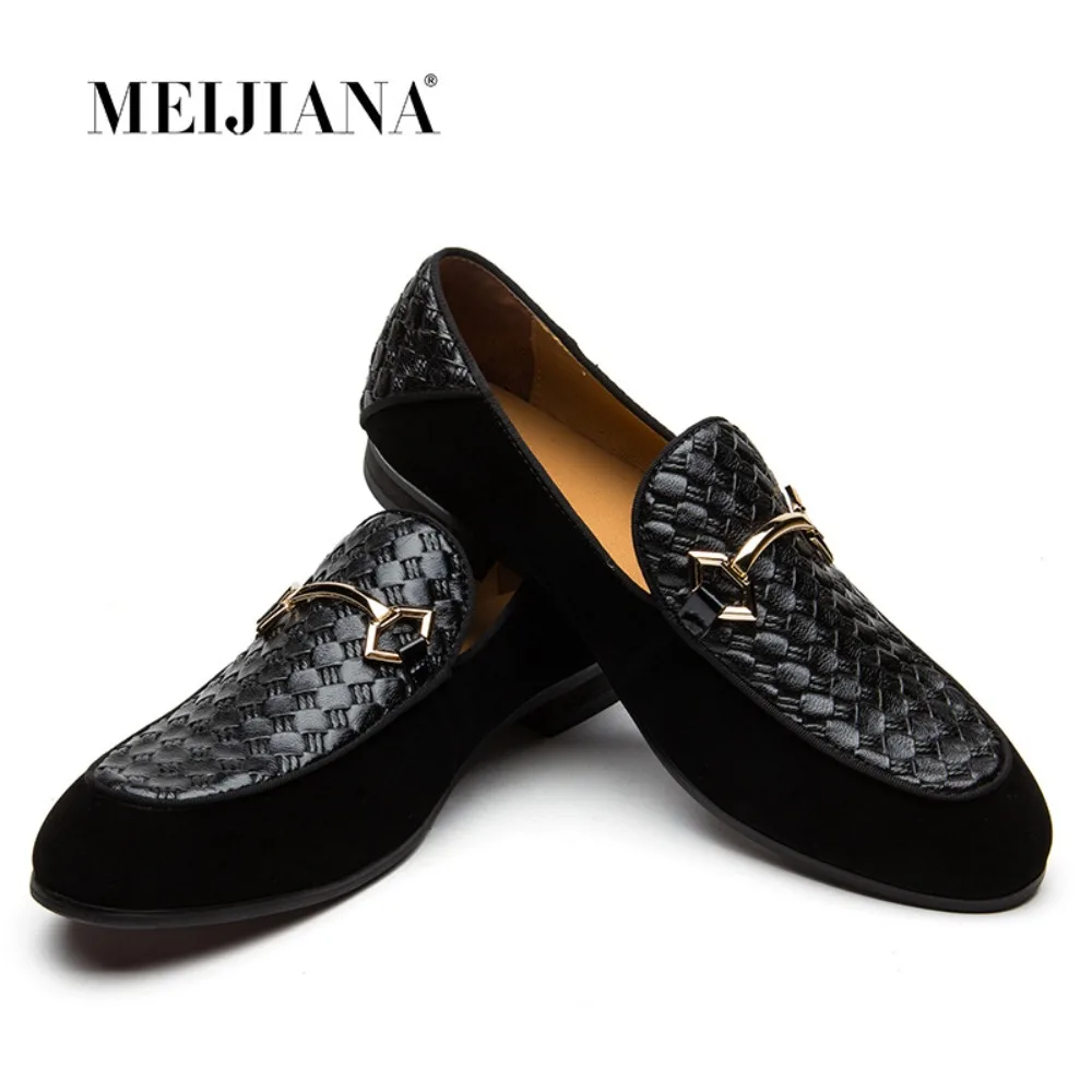 

Plus Size Men Formal Loafers 2023 New Man Fashion Metal Buckle Modern style Male Footwear Flat Comfy Men Casual Moccasins Shoes
