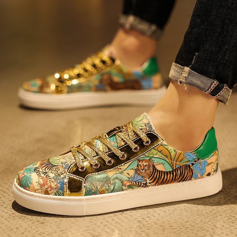 High quality Gold Superstar Men Shoes Flats Luxury Embroidered Tiger Sneakers For Men Street Hip Hop Men's Skateboard Shoes