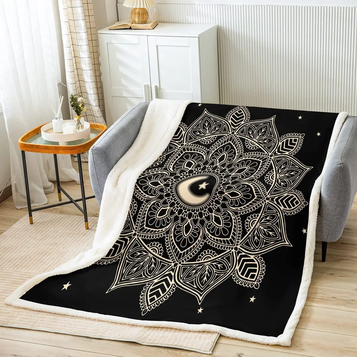 

Castle Fairy Bohemian Mandala Flannel Blanket,Mandala Moon Stars Print Fuzzy Blanket for Children Xmas Present,Boho Golden