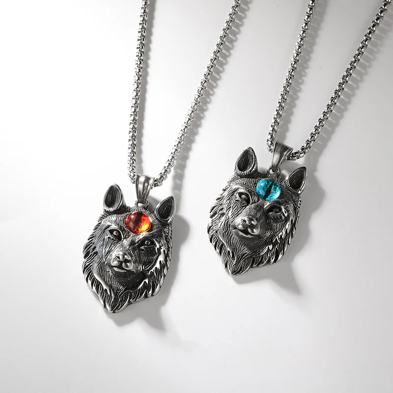 

CARLIDANA Stainless Steel Hiphop Wolf Pendant Chunky Necklace Vintage Viking Punk Ice Wolf Animal Totem Necklace for Men Women