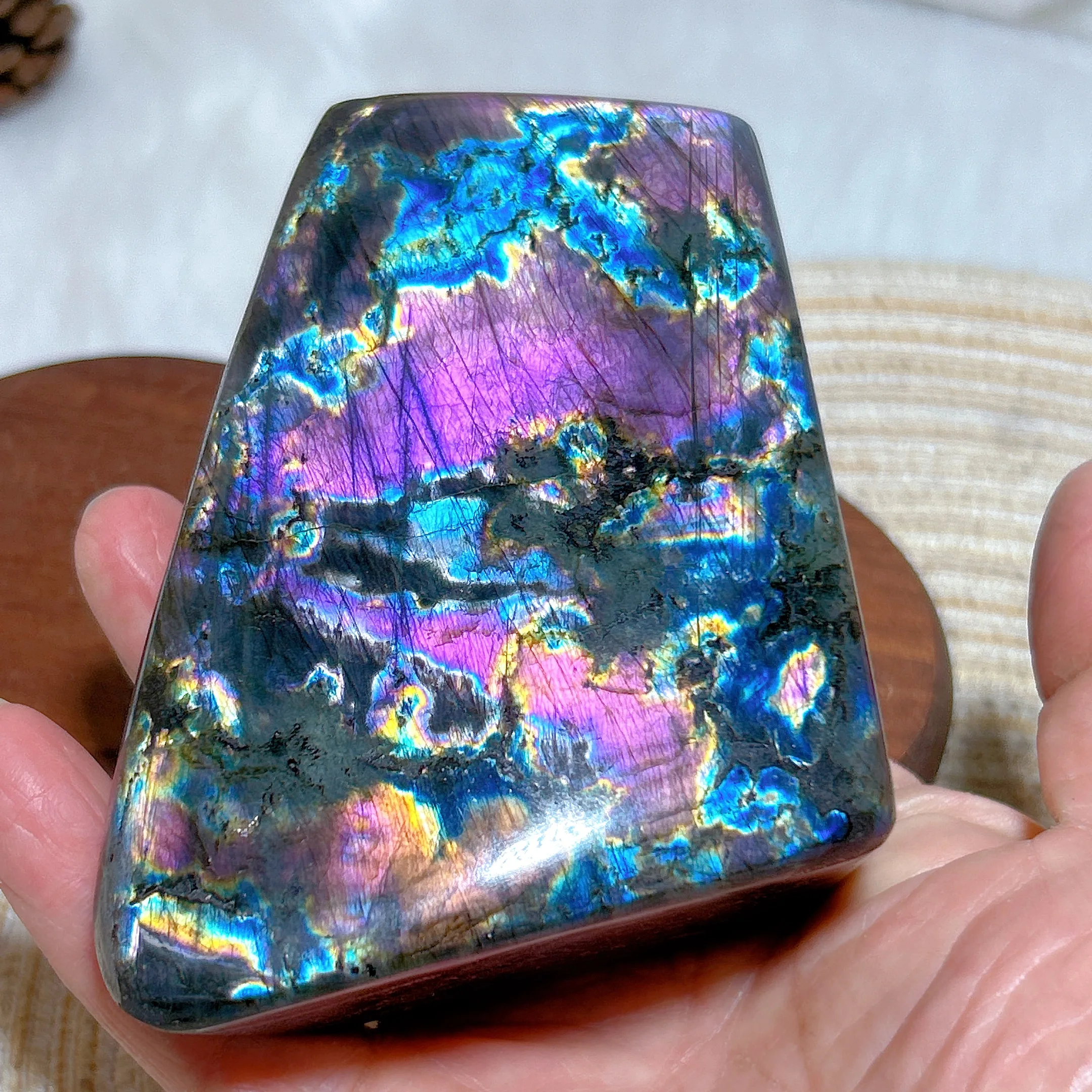 Высокое качество натуральный кристалл синий фиолетовый лабрадорит свободная