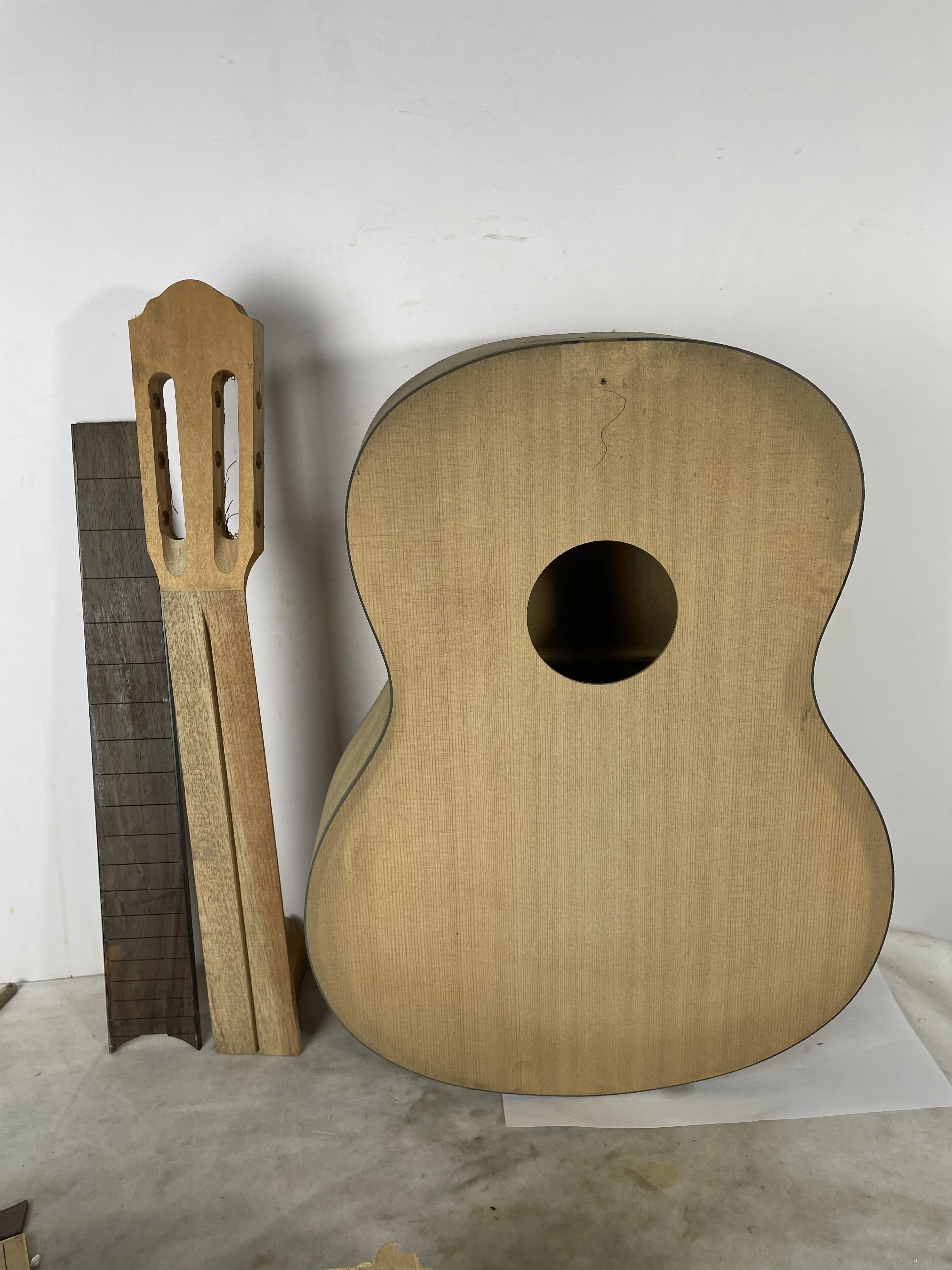 

39 inch classic guitar making kit body and neck plywood spruce panel maple back non friction pentagonal mahogany neck