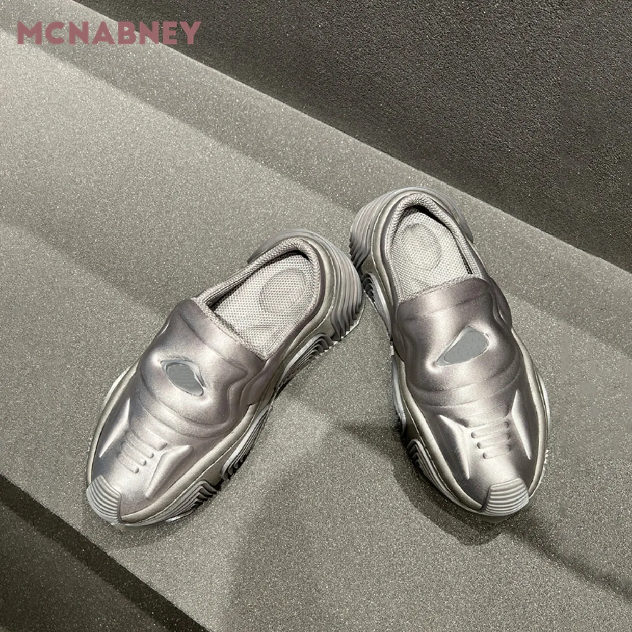 Heightening Thick Bottom Fashion Slippers New Niche Design Round Toe Casual Sports Shoes Technological Slippers Women's Slippers