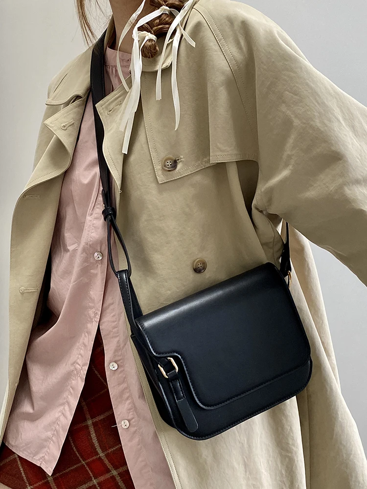 Классическая черная сумка через плечо из искусственной кожи новинка 2024